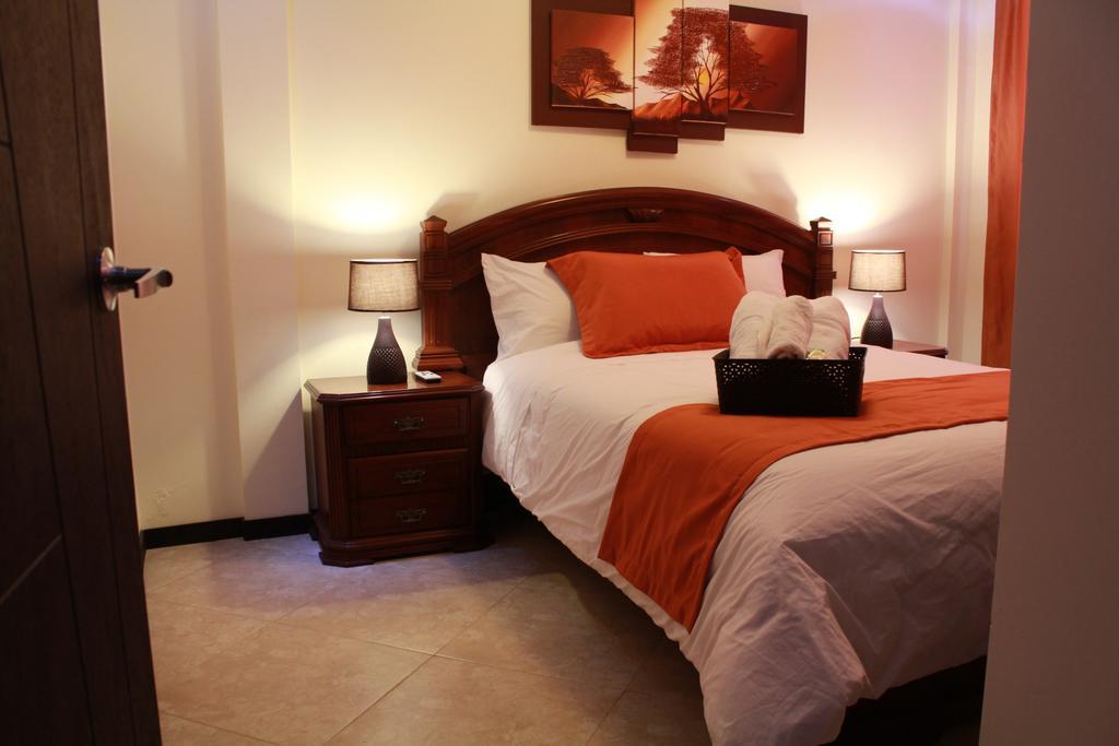 Hotel Las Mercedes Airport-Quito Tababela Quarto foto