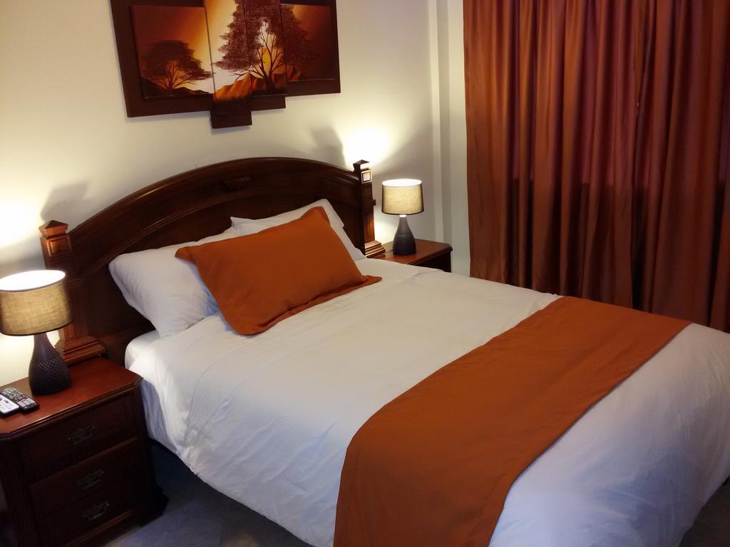 Hotel Las Mercedes Airport-Quito Tababela Quarto foto