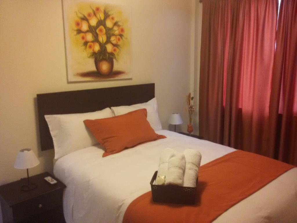 Hotel Las Mercedes Airport-Quito Tababela Quarto foto